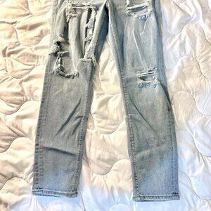 Light Wash American Eagle Jeans Size 4 Regular Inseam 26 inches straight